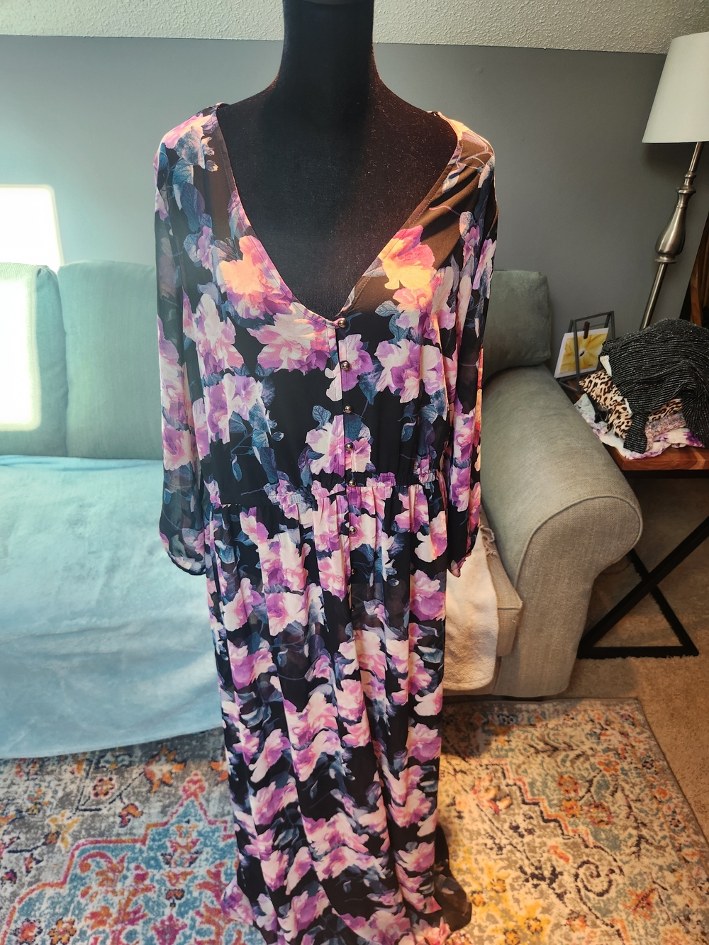 Forever 21 Women’s Floral V-Neck Sheer Maxi Dress in Black and Pink New! Nwt 1X